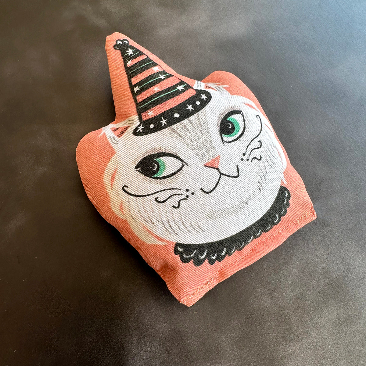 CATNIP TOY WITCHY KITTY DIRTY LOLA