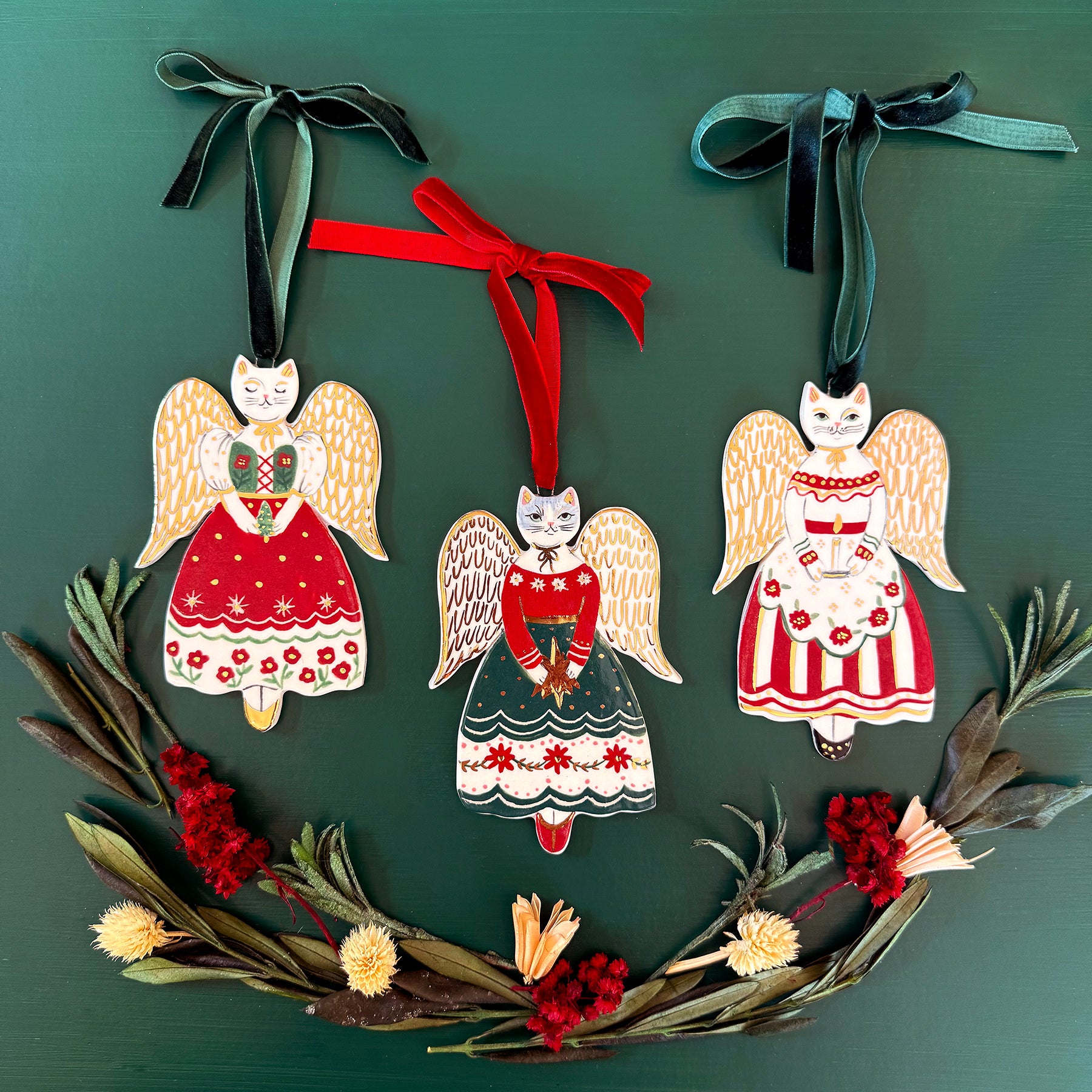 PORCELAIN ORNAMENT - CAT ANGELS