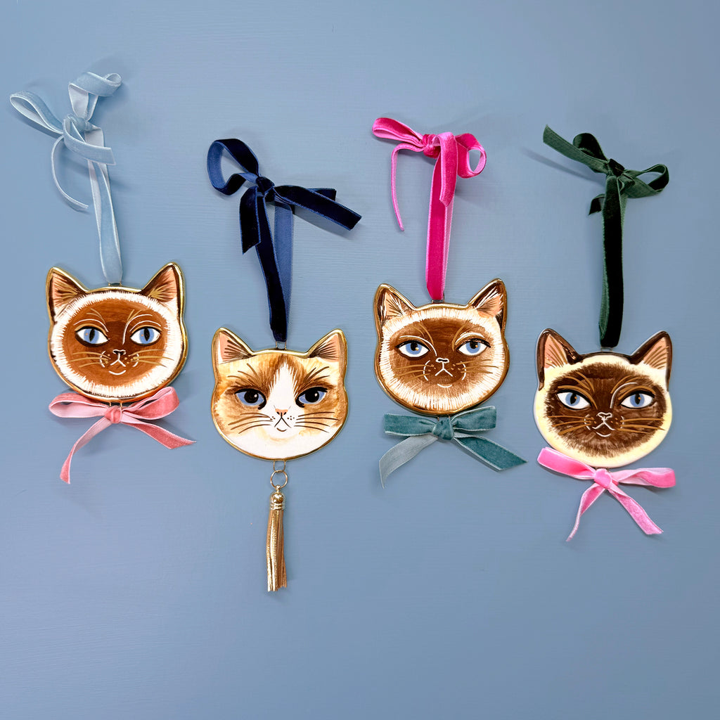 PORCELAIN ORNAMENT - SIAMESE CATS