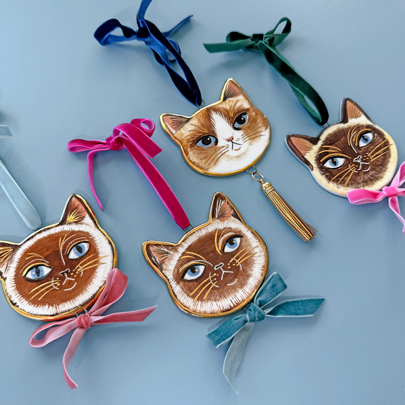 PORCELAIN ORNAMENT - SIAMESE CATS