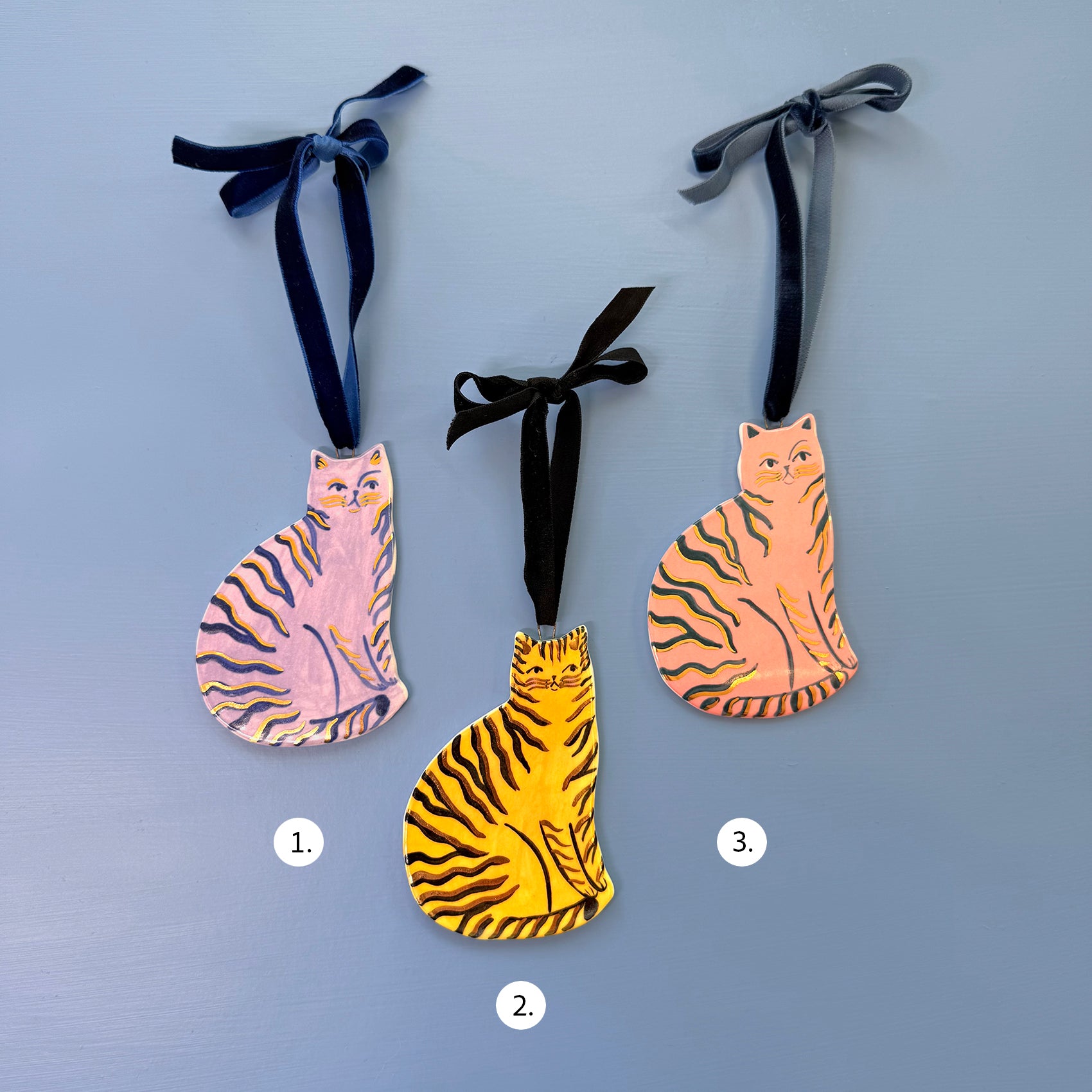 PORCELAIN ORNAMENT -  TIGERS