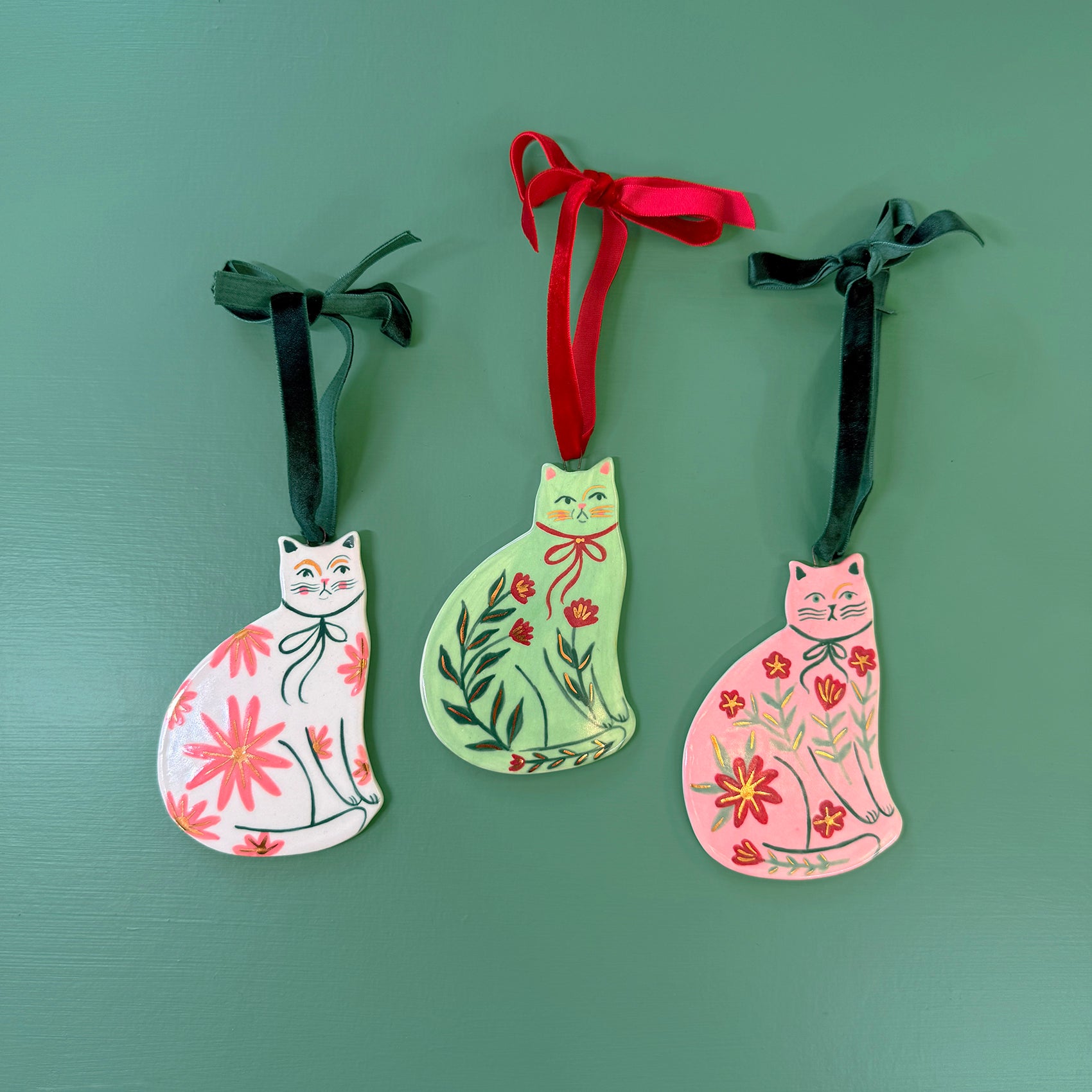 PORCELAIN ORNAMENT -  FOLK CATS