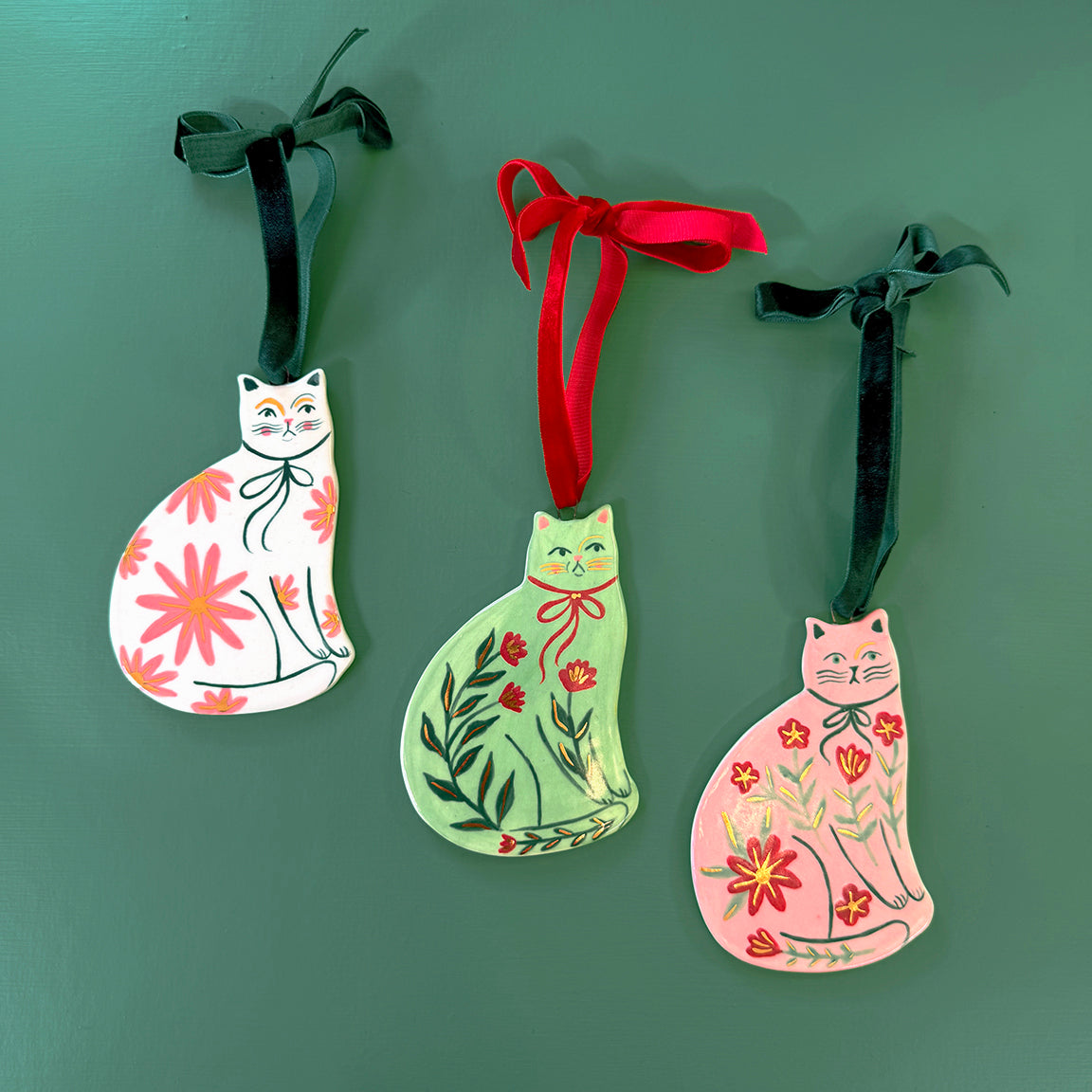 PORCELAIN ORNAMENT -  FOLK CATS