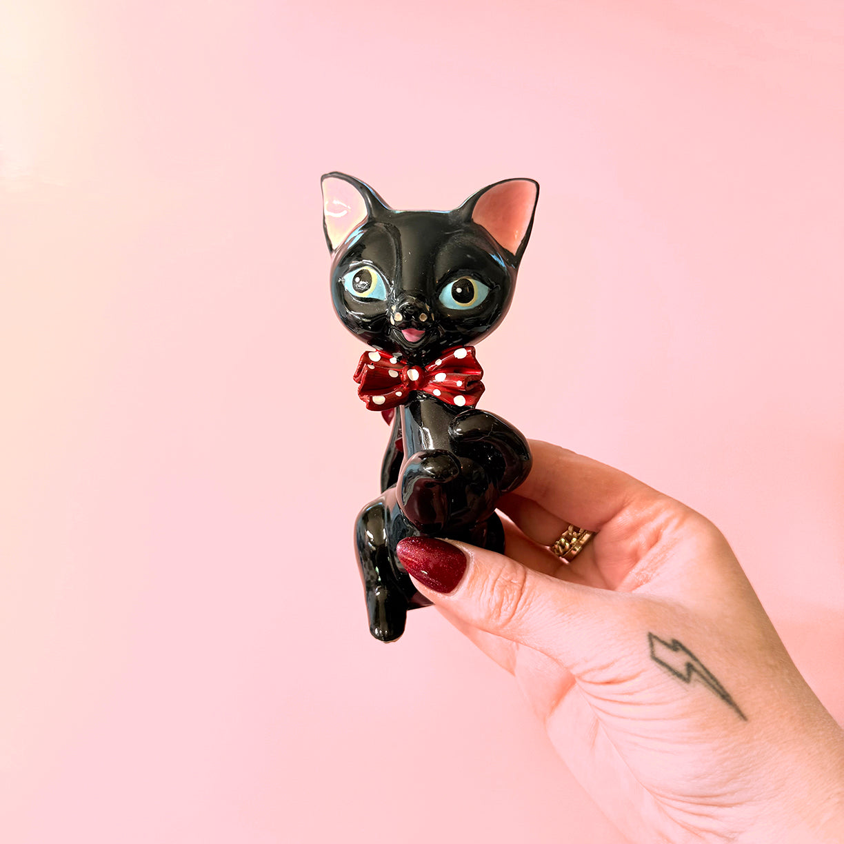 VINTAGE BLACK CAT STATUE