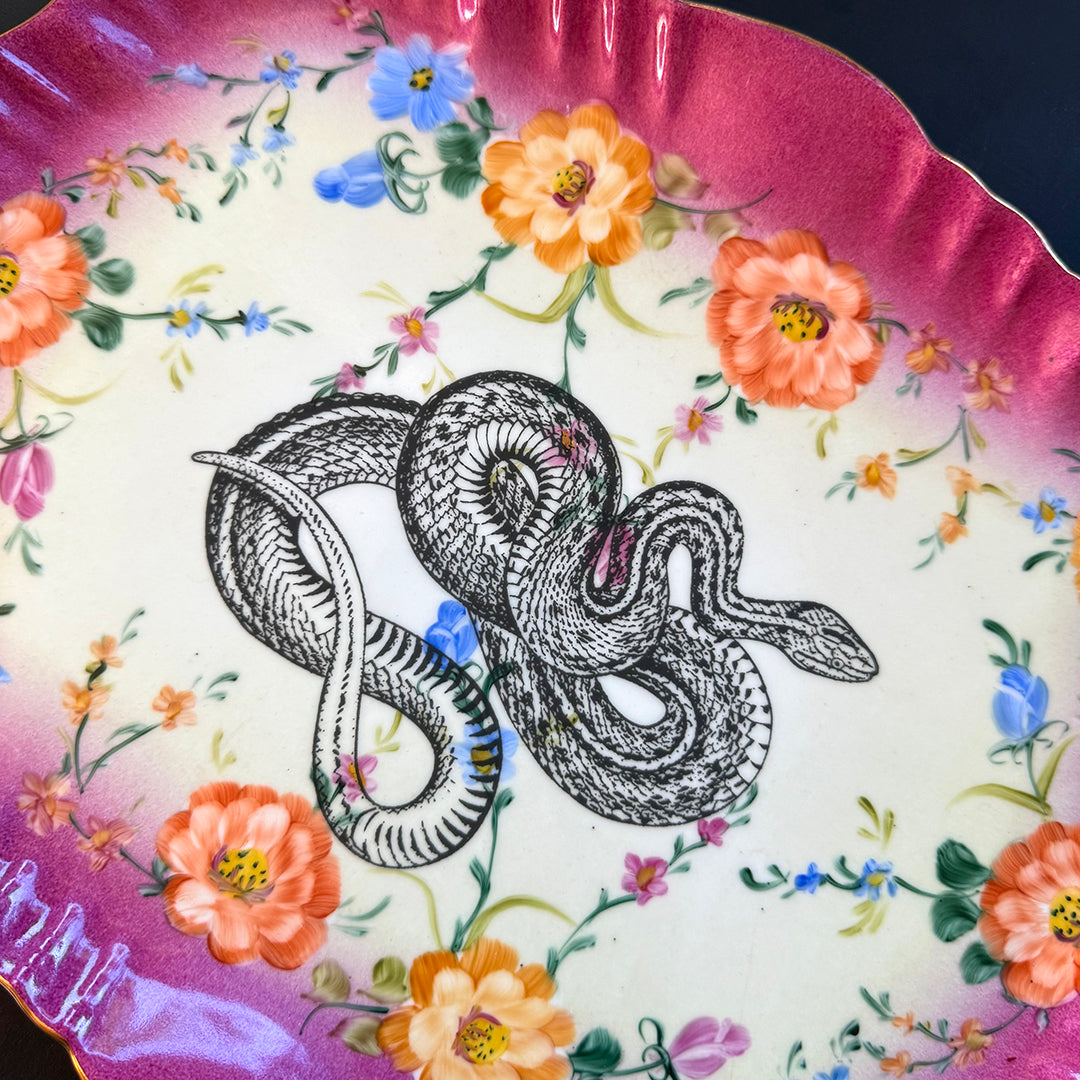 ANTIQUE SNAKE TRAY